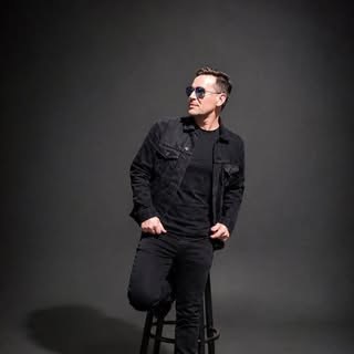 Foto pública de Instagram: Carlos Salinas