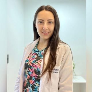 Foto pública de Instagram: Dra Lorena Améstica | Med Cirujano